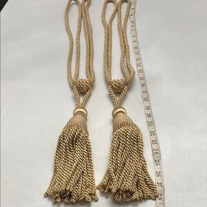 Elegant Gold Tassel Tiebacks